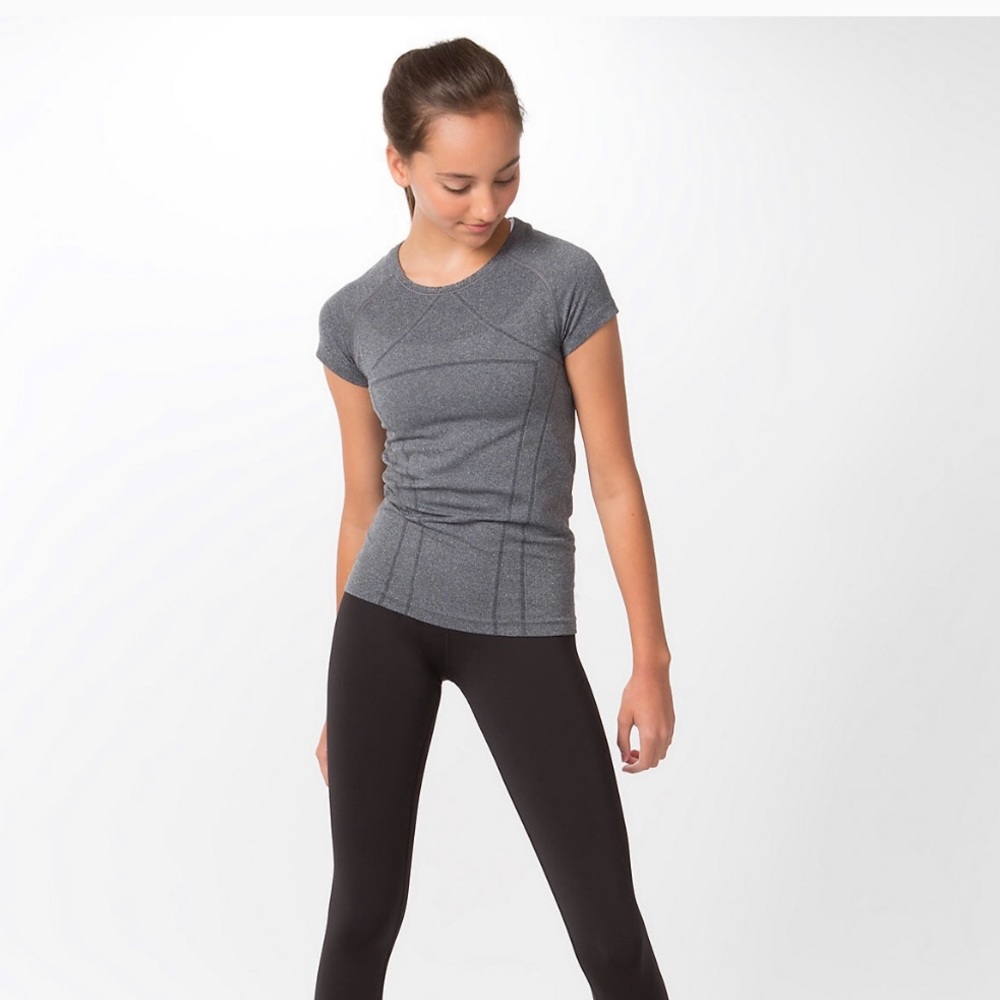 Lululemon girls shirt